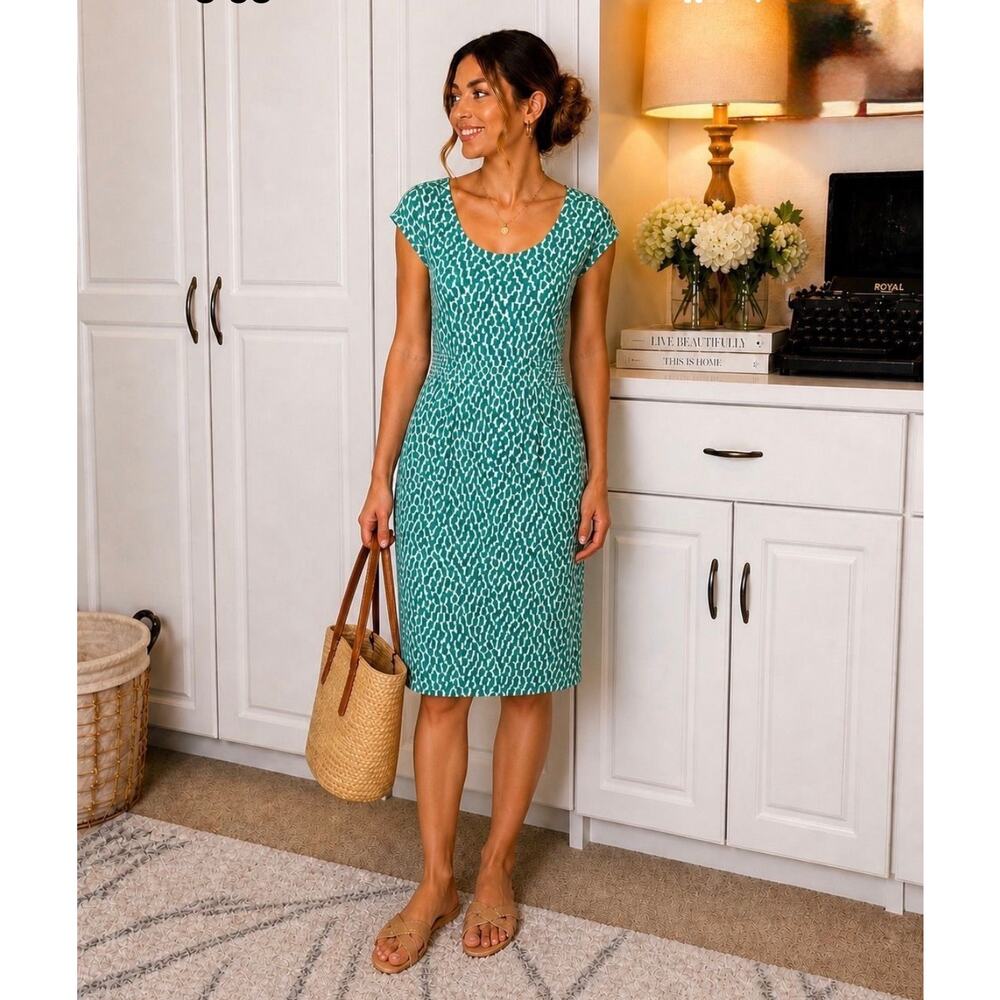 Boden Margot Dress Women's Size 8 L Scoop Neck Cap Sleeves Soft Jersey Knit Chic